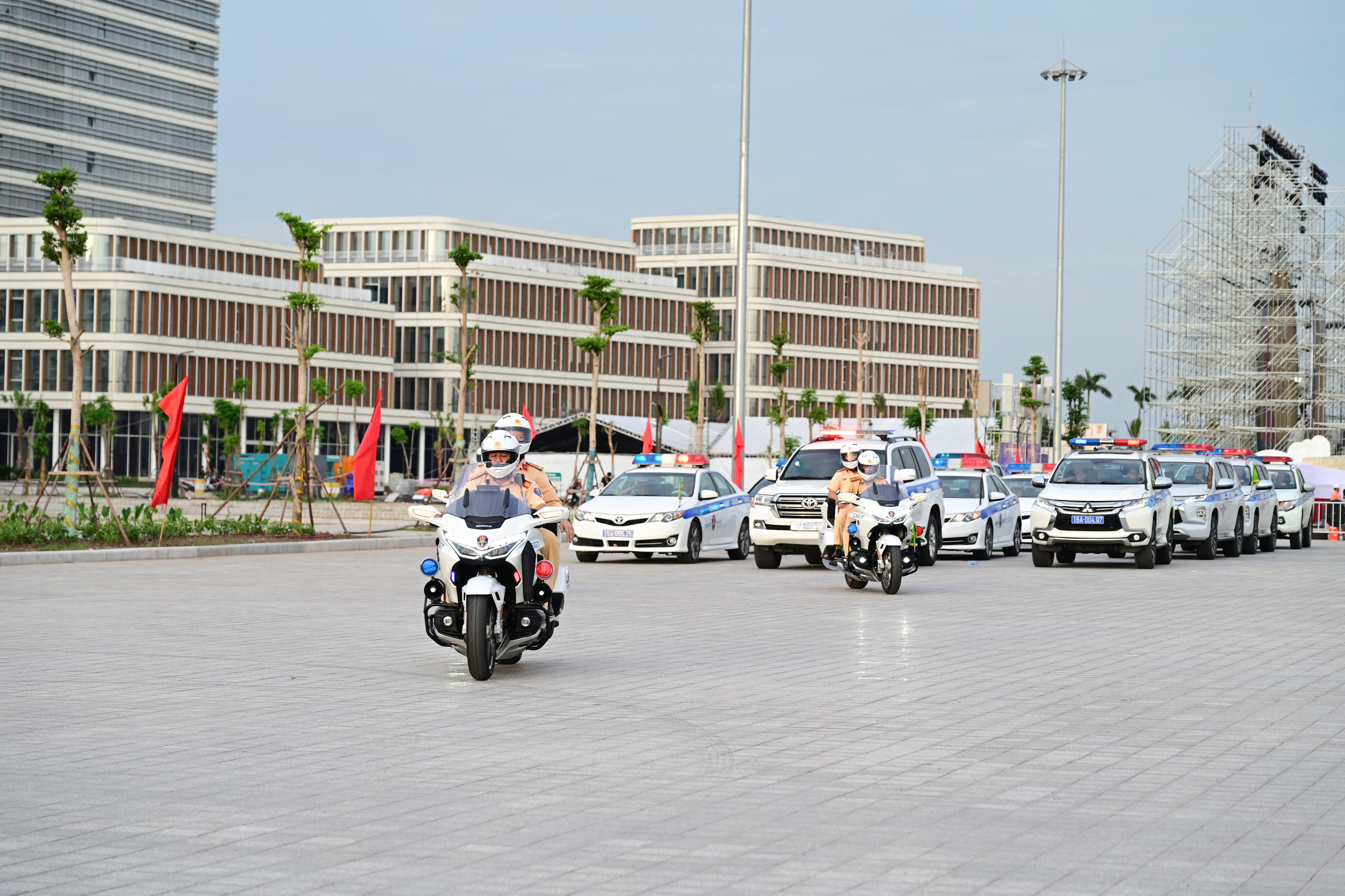 Phân luồng giao thông tạm thời phục vụ Lễ gắn biển tuyến đường mang tên đồng chí Đỗ Mười – cố Tổng Bí thư Ban Chấp hành Trung ương Đảng Cộng sản Việt Nam